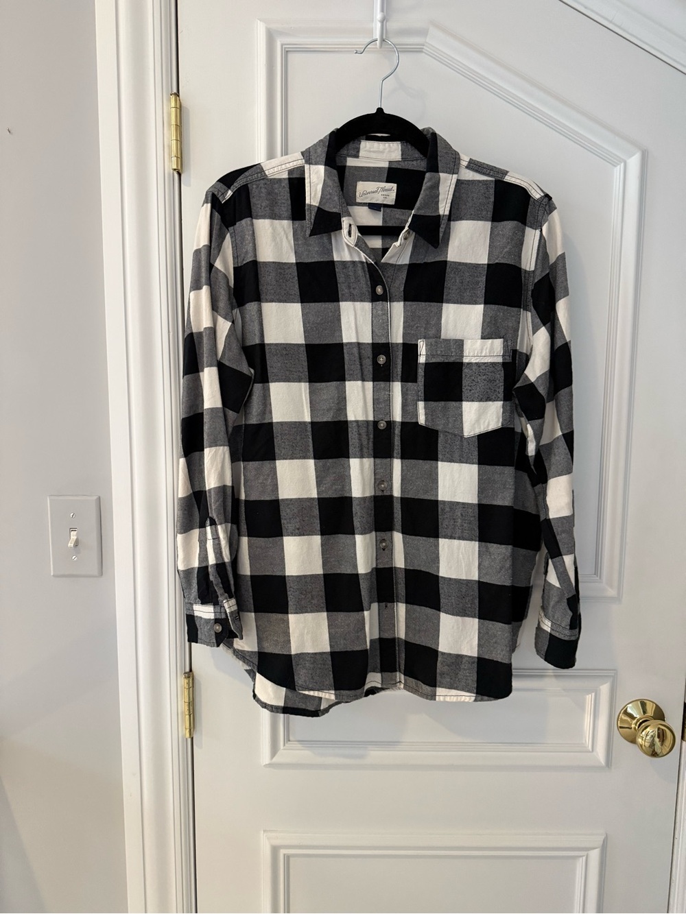 Universal Thread Black White Buffalo Plaid Flannel Shirt M